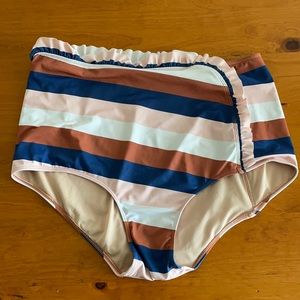 KJ Four Stripe cascade ruffle bottoms!